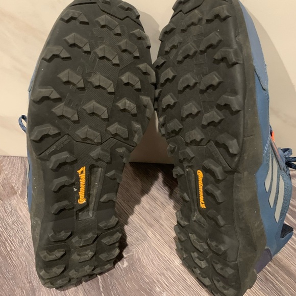 Adidas Terrex Mens AX4 hiking shoes - Picture 4 of 4